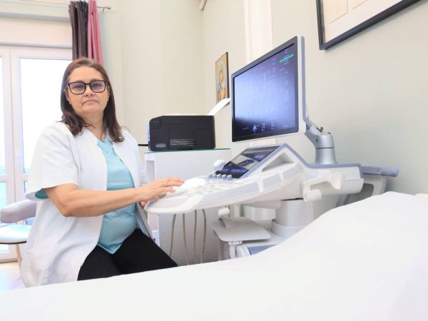 Papanicolau vs. Testul HPV: De ce sunt ambele importante? Sfaturile Dr. Lorena Turculeț