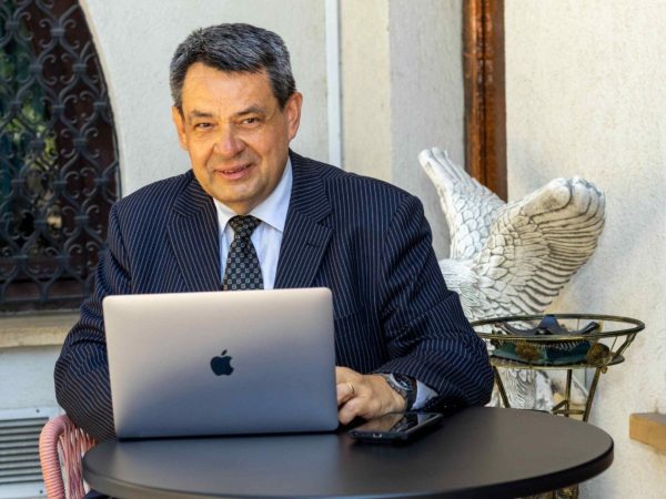 wolfbau_group_–_solutii_hvac_avansate_pentru_industrie_sustenabila